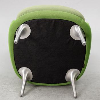 Jaime Hayon, fåtöljer, ett par, "Ro JH1", Republic of Fritz Hansen, 2016.