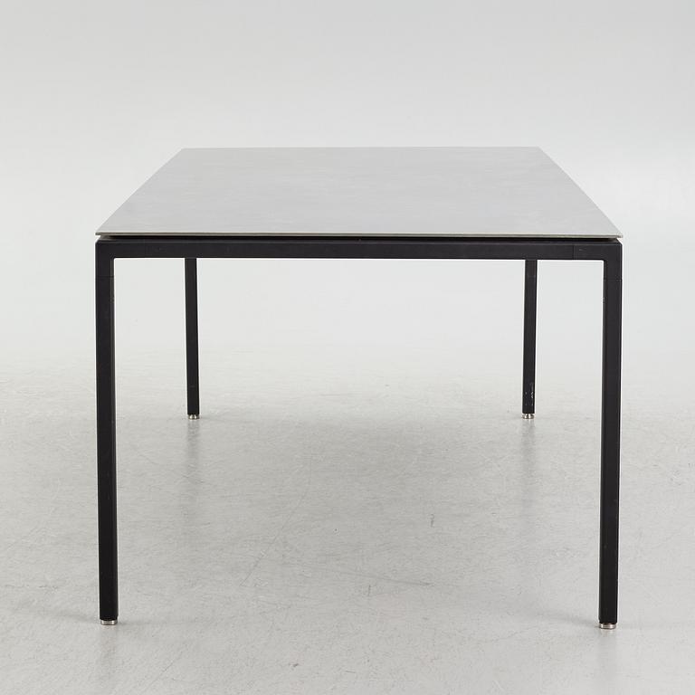 Matbord, Vipp, samtida.