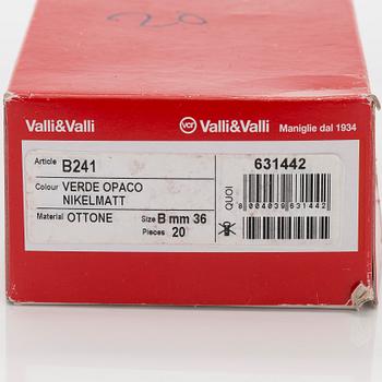 Eero Aarnio, vetimiä, 20 kpl, Valli&Valli, Italia, 2007/08.