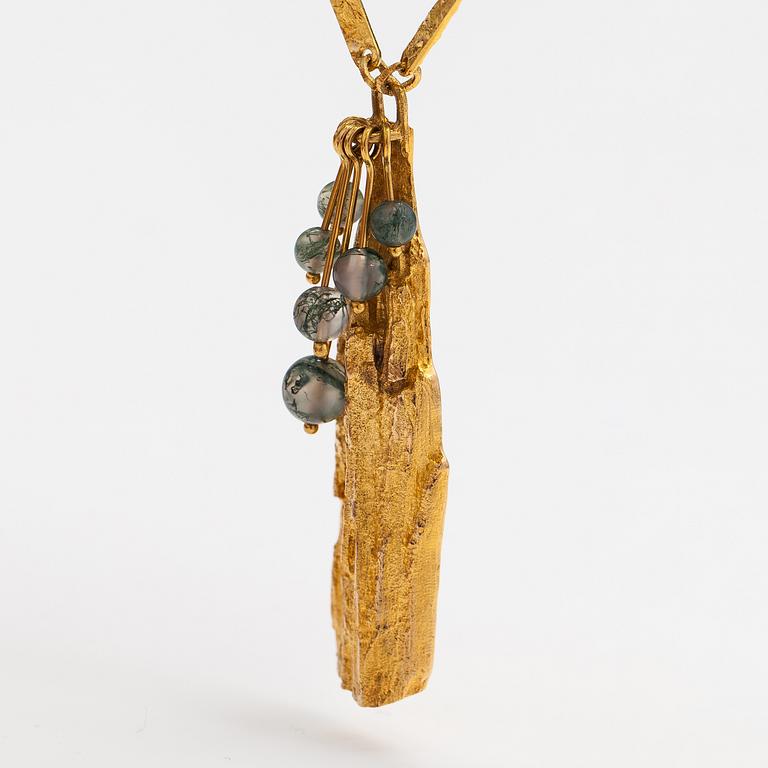 Björn Weckström, A 14K gold necklace "Golden tree" with mossagates. Lapponia 1970.