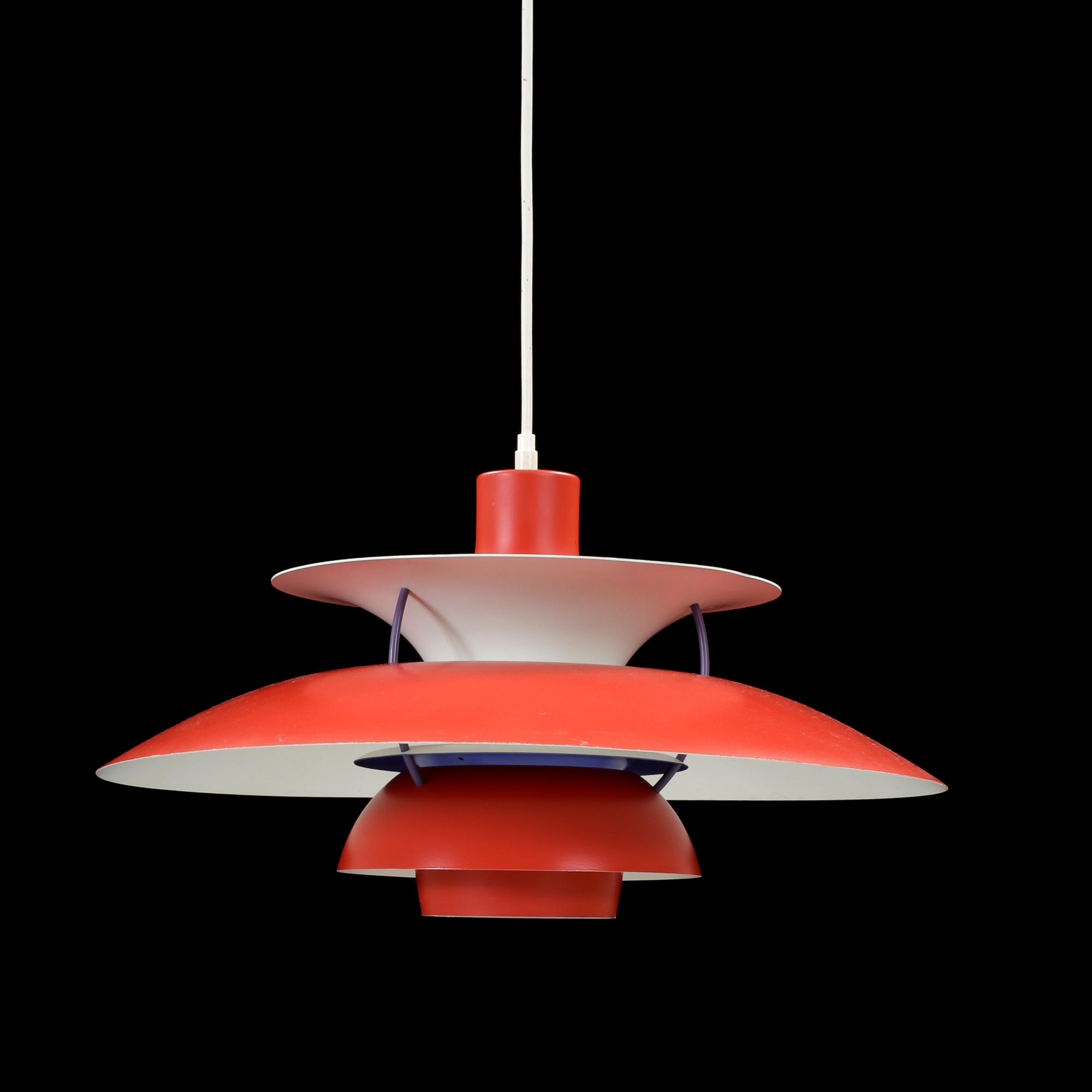 TAKLAMPA, PH-5, Poul Henningsen för Louis Poulsen, Danmark, 1900-talets andra hälft, höjd ca 27 cm.