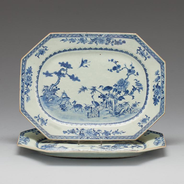 STEKFAT, ett par, kompaniporslin. Qing dynastin, Qianlong (1736-95).