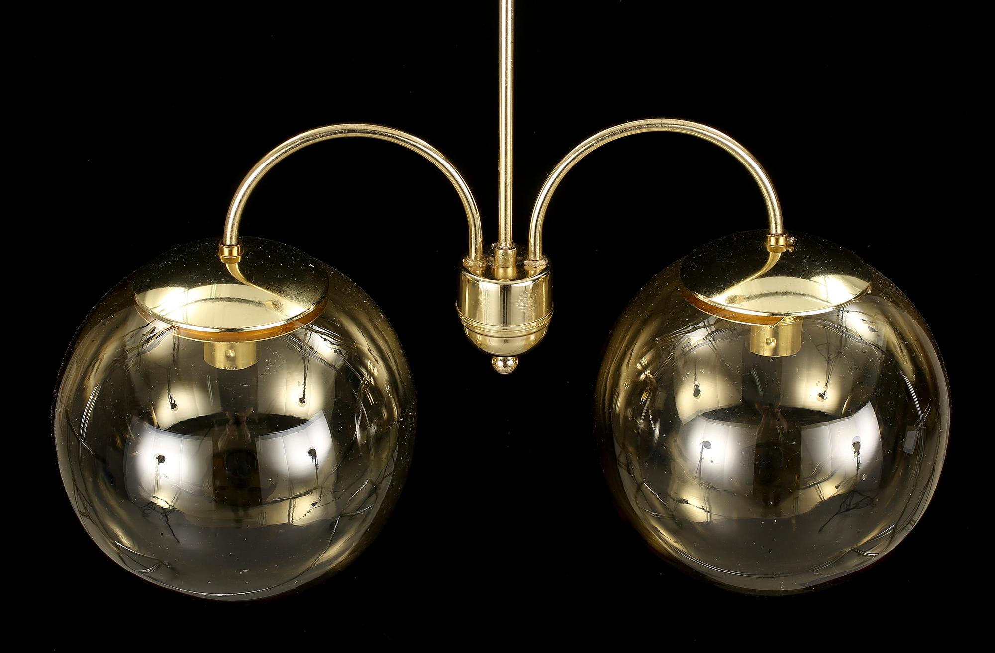 TAKLAMPA, 1960/70-tal. Höjd 60 cm.