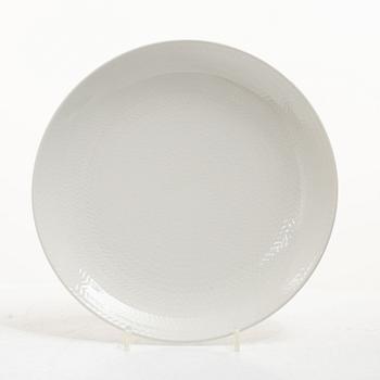 A 37 piece dinner service, "Blå eld", Rörstrand.