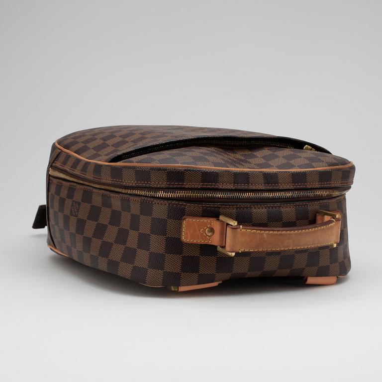 LOUIS VUITTON, a Damier Ebene canvas messenger bag.