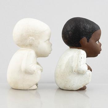 Lisa Larson, figuriner, 2 st, stengods, "Syd maxi", ur serien "All världens barn", Gustavsberg.