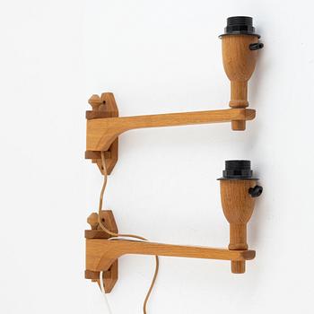 Carl Malmsten, a pair of 'Curt' wall lamps, second half of the 20th Century.