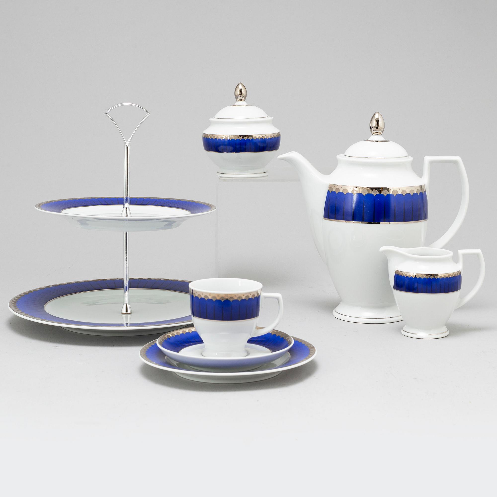SIGVARD BERNADOTTE, 28 psc porcelaine, 'Christineholm'/'Marianne', Fyrklövern 1999-2000.