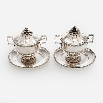 Sokerikkopari, vadit ja sirotinlusikat, hopeaa, JE Torsk, Tukholma 1902.