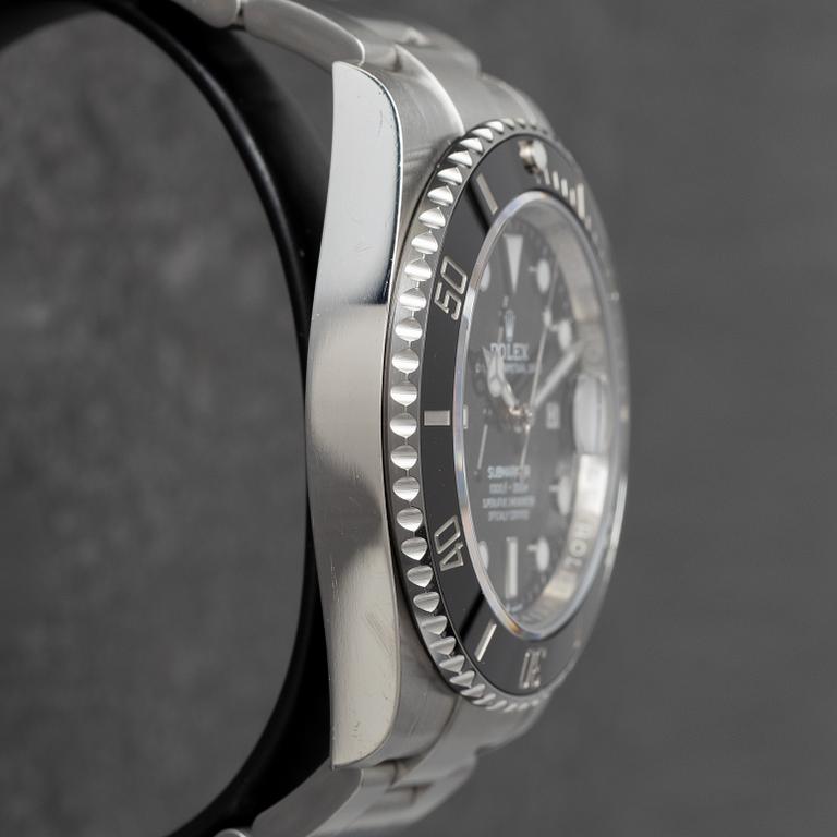 Rolex, Submariner, ca 2024.