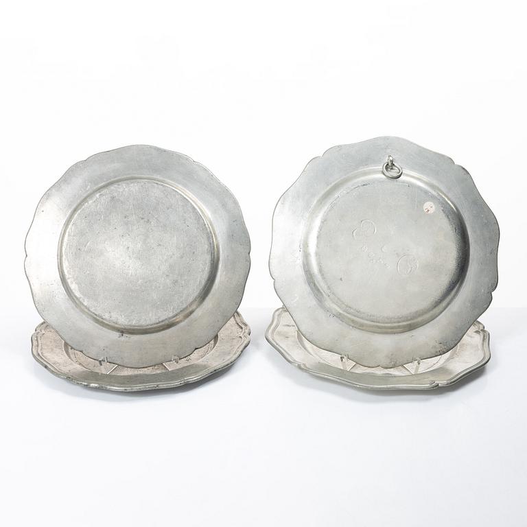A set of four (2+2) peter rococo plates, two by Peter Törngren, Gothenburg 1760.