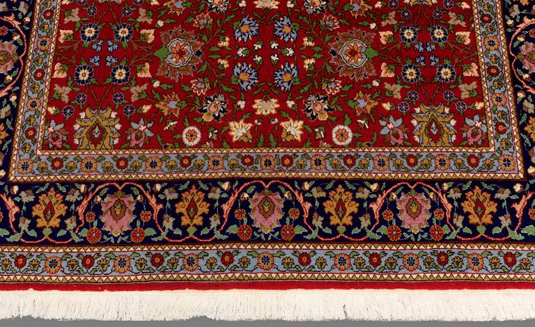 MATTA, orientalisk, signerad, 230 x 140 cm.
