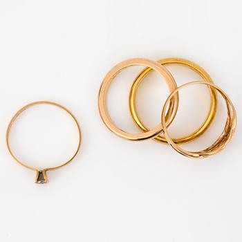 RINGAR, 4 st, 18 samt en 23 k guld. Totalvikt ca 14 gram.