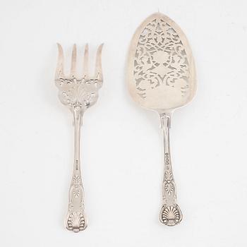 Fiskserveringsbestick, 2 st, silver, England 1846-62.