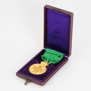 The Medal of  the Vasa. Gold with ribbon in case.