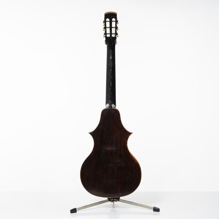 Acoustic guitar, "Wappengitarre", 19th century, Germany.