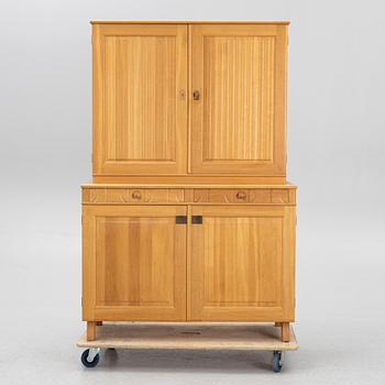 Carl Malmsten, cabinet, "Calmare Nyckel", Åfors Möbelfabrik, second half of the 20th century.