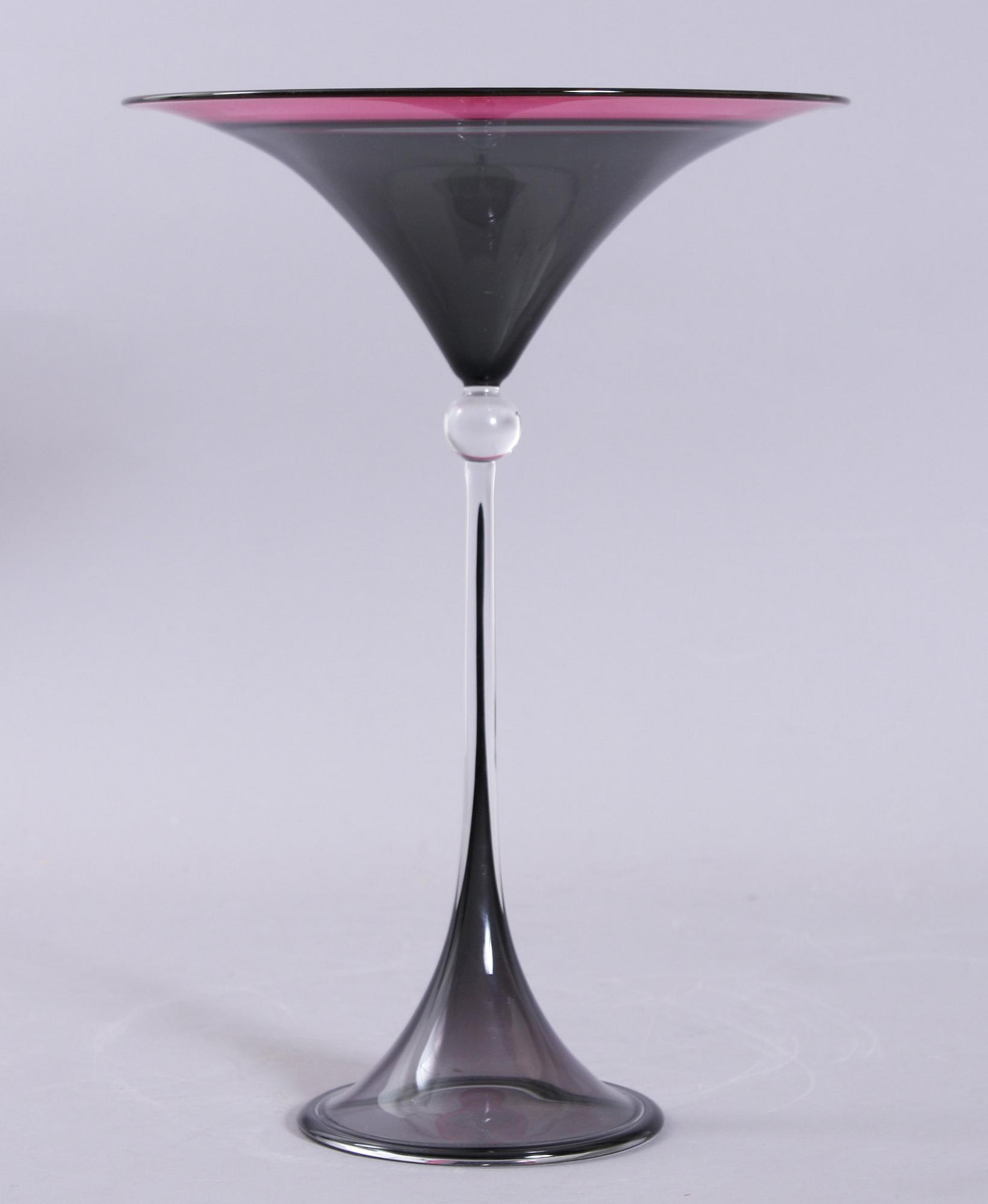 SKÅL PÅ FOT, glas, Wilke Adolfsson, sign och dat -89.