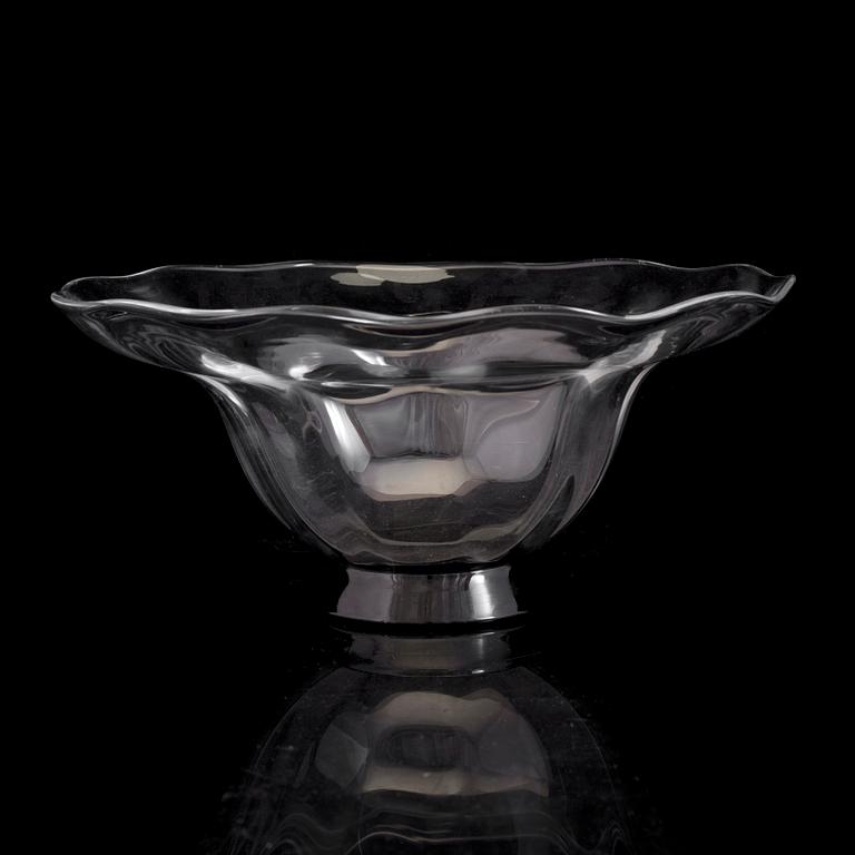 Simon Gate glass bowl from Orrefors 1931.