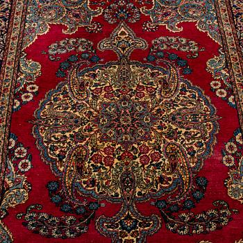 MATTO, a semi-antique Kerman, ca 220,5 x 139,5-142,5 cm.