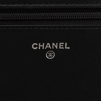 Bag, "Wallet on Chain", Chanel, 2015-16.