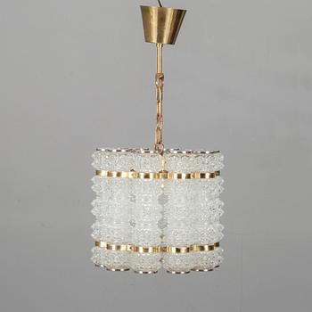 TAKLAMPA, glas, 1900-talets andra hälft.