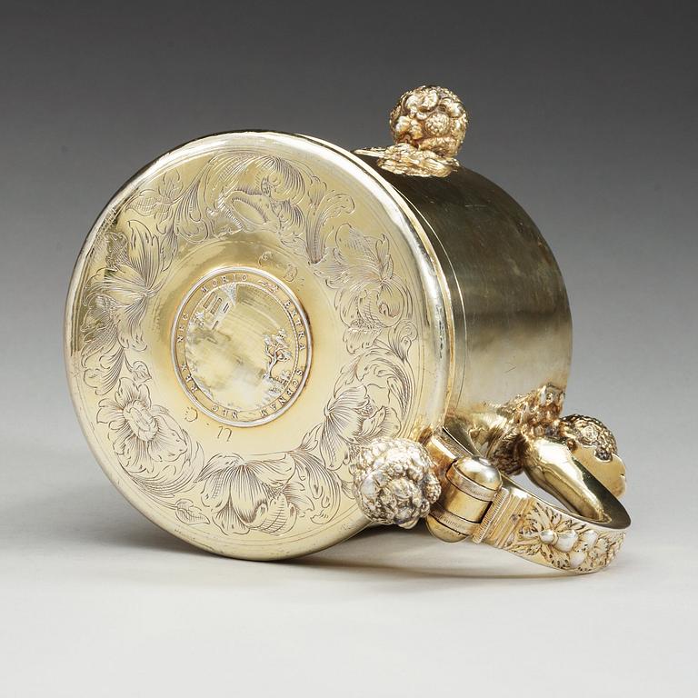 A Swedish 17th century silver-gilt tankard, makers mark of Jacob Garnier (Stockholm 1657-1659 and Strängnäs 1659-1680).
