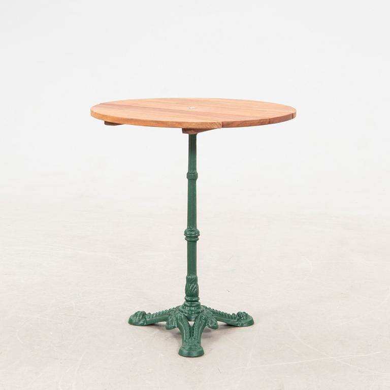 Garden table, second half of the 20th century.