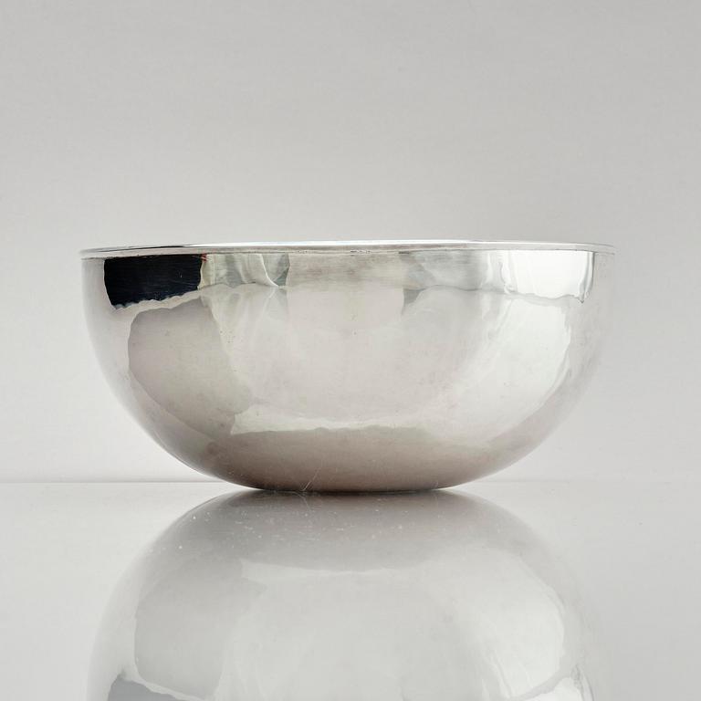 Birger Haglund, skål, sterling silver, Stockholm 1964.