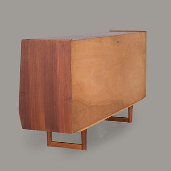 SIDEBOARD, teak, 1950-tal.