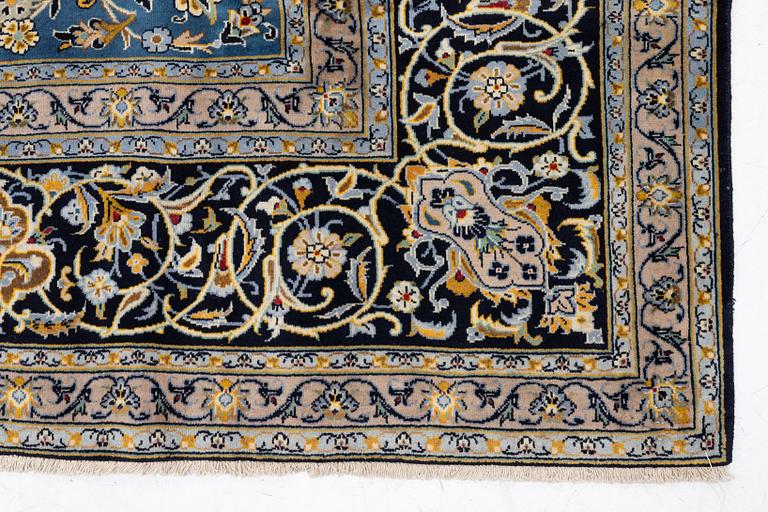 Carpet, Keshan, 380 x 275 cm.