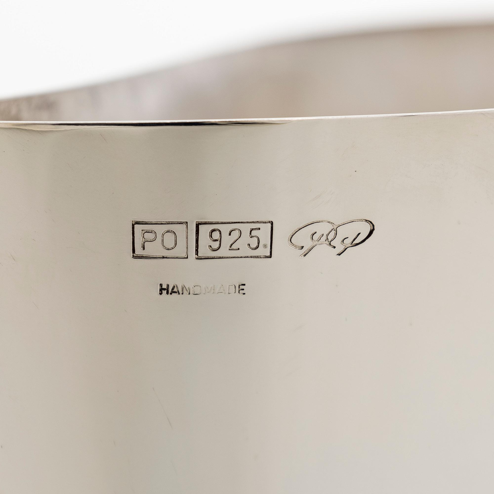 Pekka Piekäinen, vas, sterlingsilver, "Finlandia", Platinoro, Åbo.