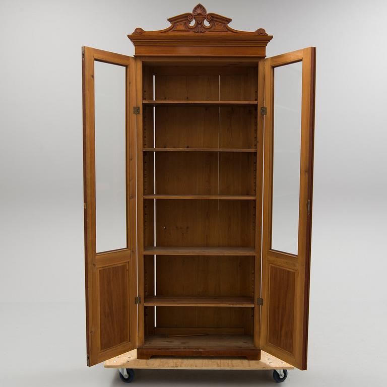 A second half of the 19th century cabinet.