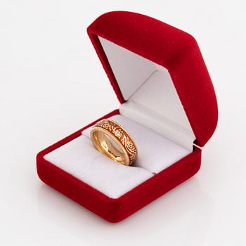 Wellendorff, "Orange" Enamel spinning ring.