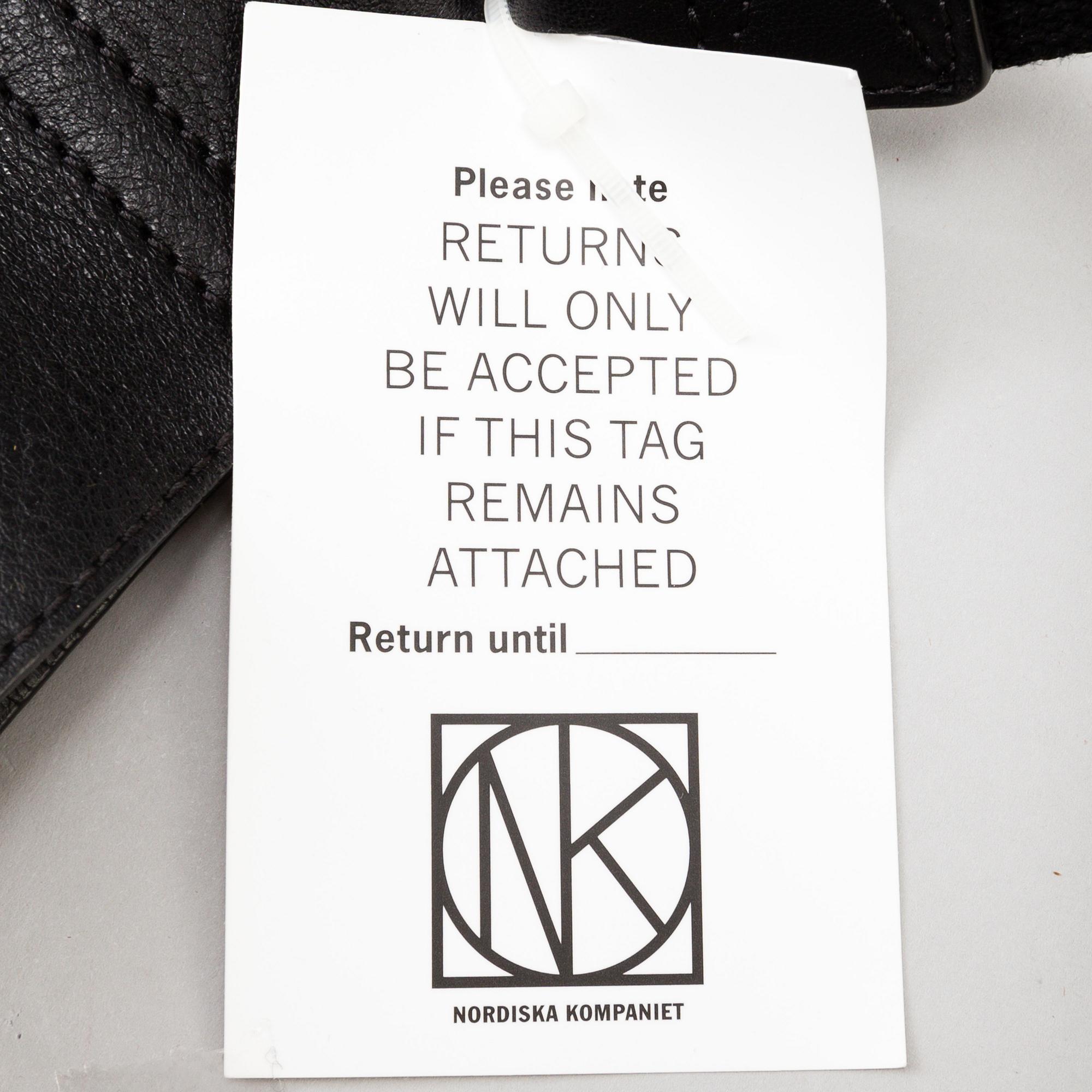 A Mulberry "Anthony Messenger Black" shoulder bag.