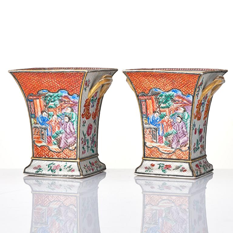 A pair of famille rose tulip vases, Qing dynasty, Qianlong (1736-95).