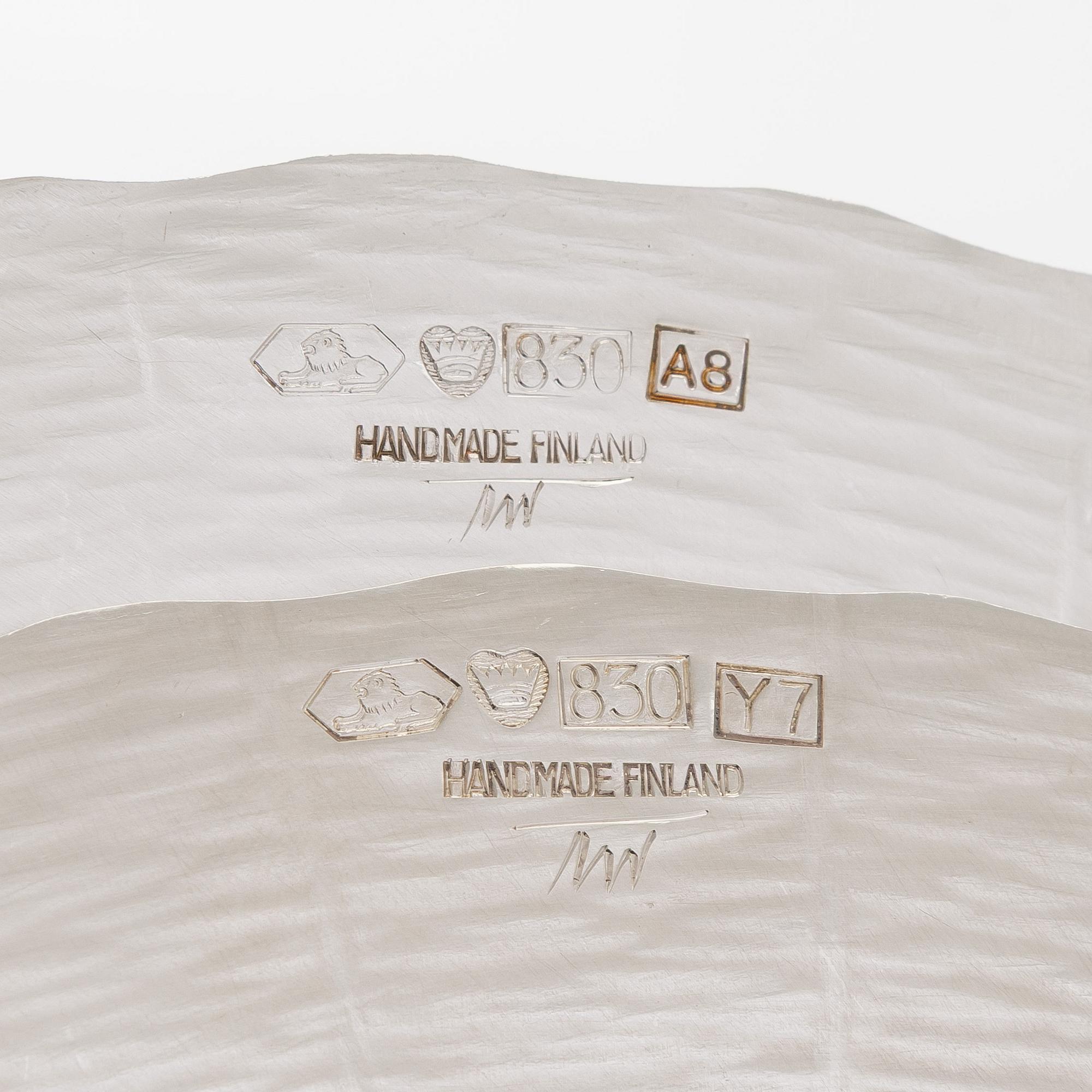 Tapio Wirkkala, lautasia, 6 kpl, hopeaa, TW 140, Kultakeskus, Hämeenlinna 1976-79.