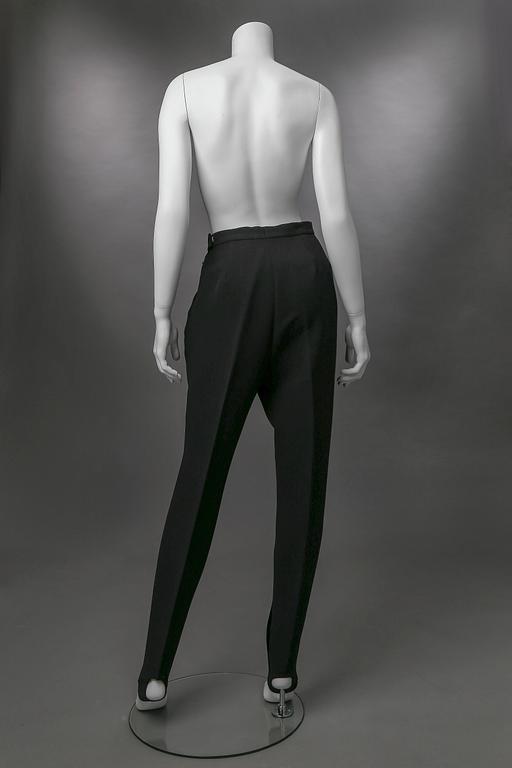 SKIPANTS, Greta Garbo.