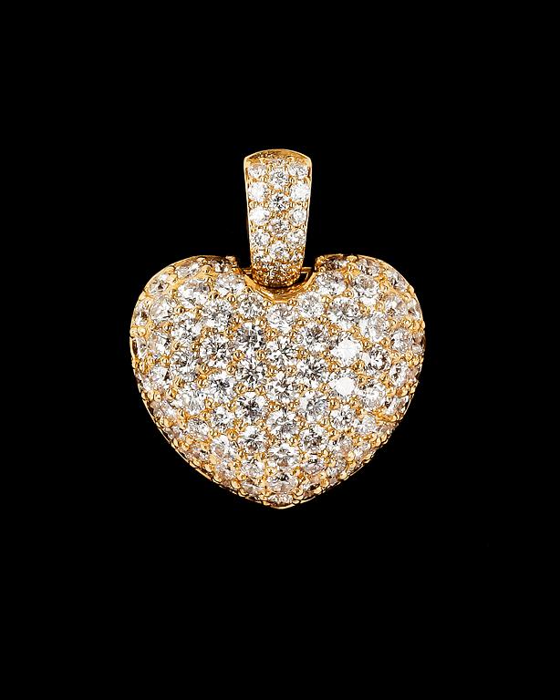 PENDANT, 100 brilliant cut diamonds, tot. 2.01 cts, shape of heart.