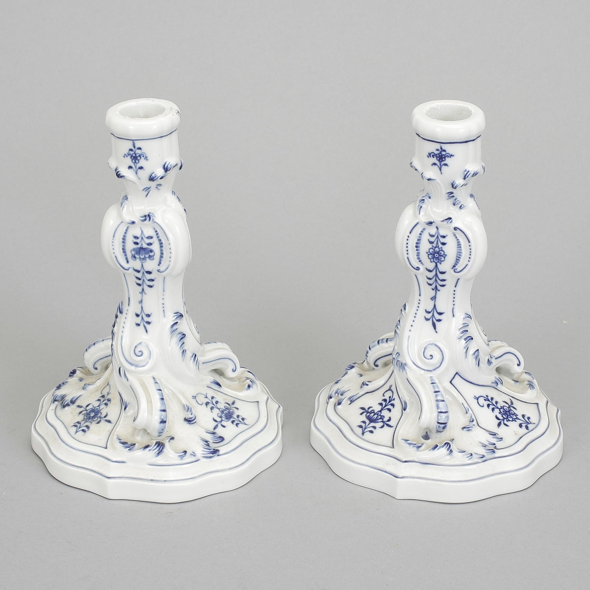 LJUSSTAKAR, ett par, porslin, Meissen, 1900-tal.