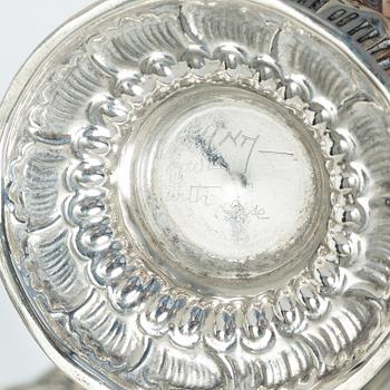 Table accessories, 5 pieces, silver.