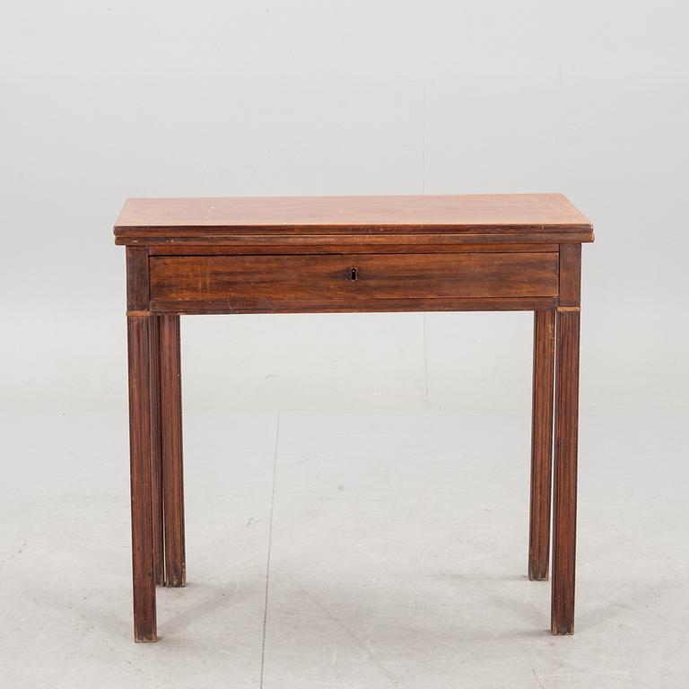 SPELBORD, sengustavianskt, 1700-talets slut.