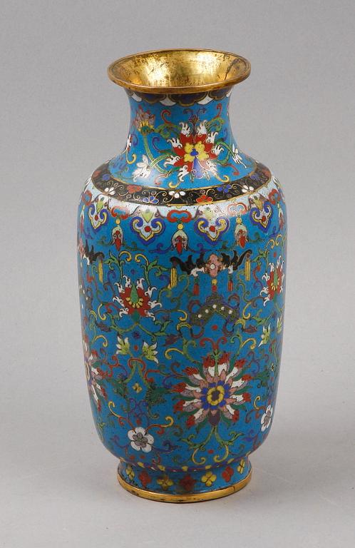 VAS, cloissonné, Kina, 1800/1900-tal.