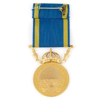 MEDALJ, 23K guld, vikt ca 16g. "För nit och redlighet i rikets tjänst", 1953.