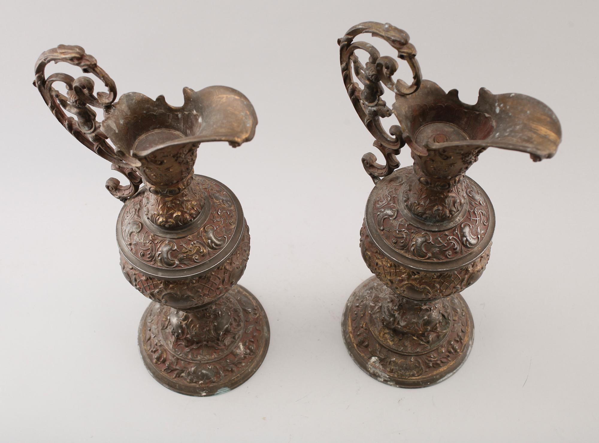 KANNOR, 1 par, renässansstil, omkring år 1900.