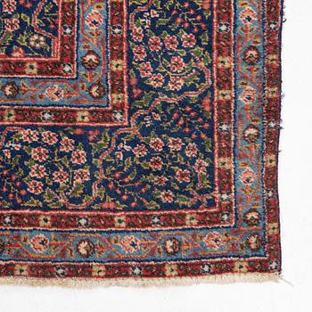 An antique/semi-antique carpet, Tabriz probably. Ca. 300 x 190 cm.