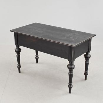 SKRIVBORD, nyrenässans, 1800-talets slut.