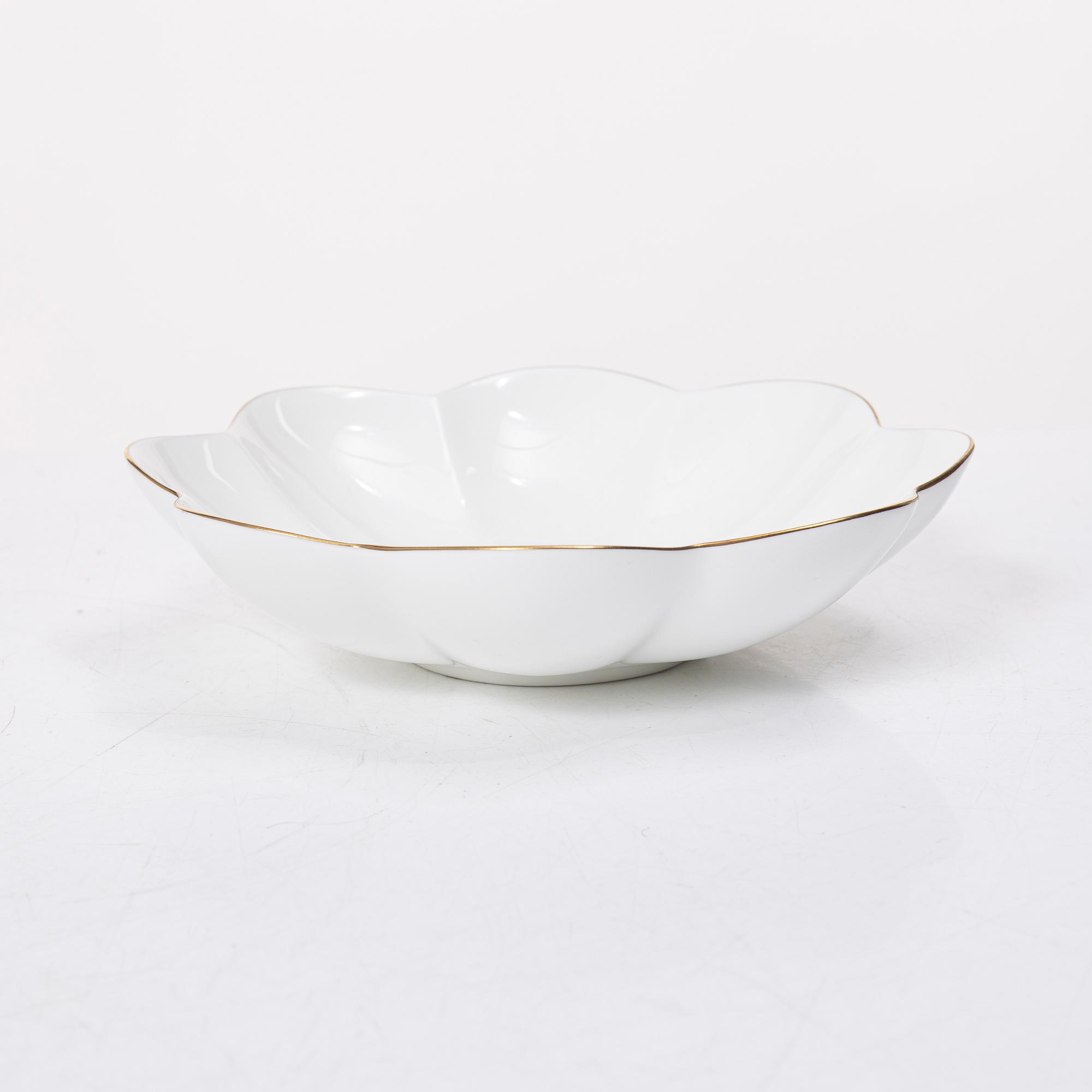 Karin Björquist, Blomformade skålar, 12 st, porslin, "Nobel" Rörstrand.