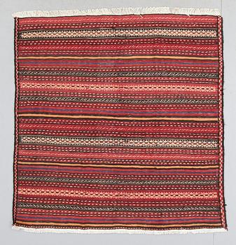 MATTA, Kelim, Persien, semiantik. 147 x 144 cm.