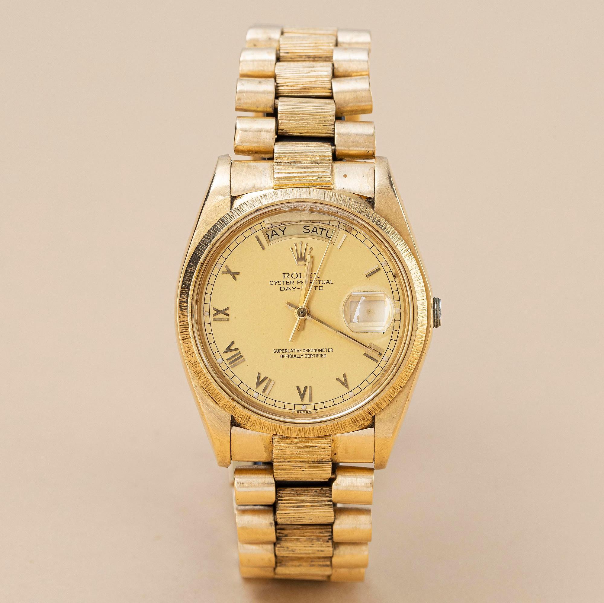Rolex, Day-Date, "Bark Finish", "Lemon Roman Dial + extra Champagne Dial", ca 1981.